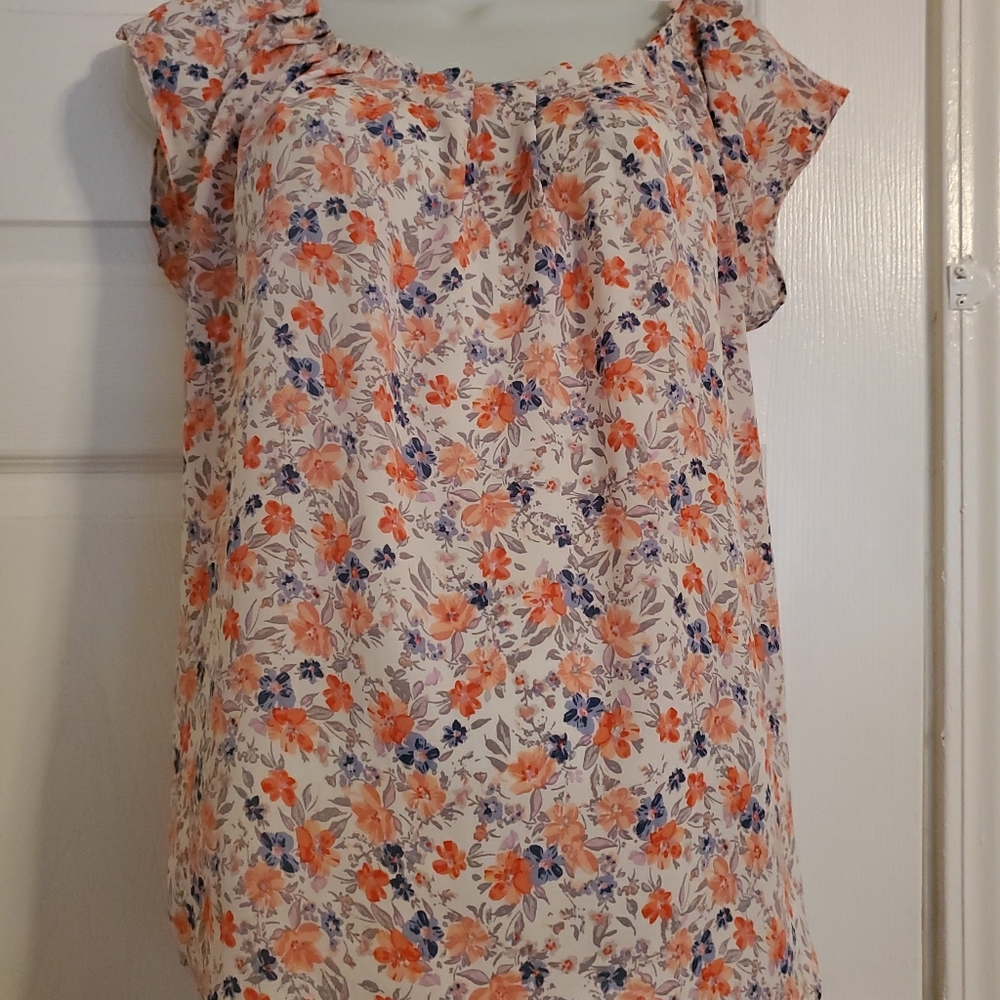 Lauren Conrad flower print blouse